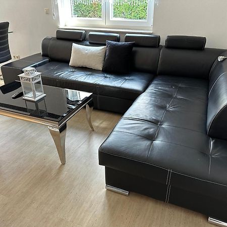 Traumhafte Haushaelfte Mit Kamin, Garten & Whirlpool Leilighet Berlin Eksteriør bilde